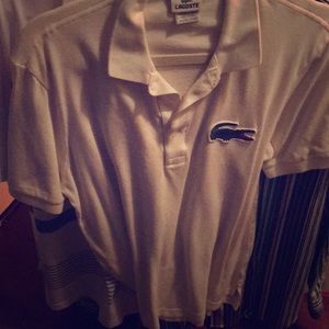 Men’s name brand shirts barely worn